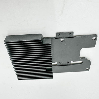 Radiateur en aluminium fait sur commande de usinage de radiateur de pièces de la commande numérique par ordinateur ISO9001
