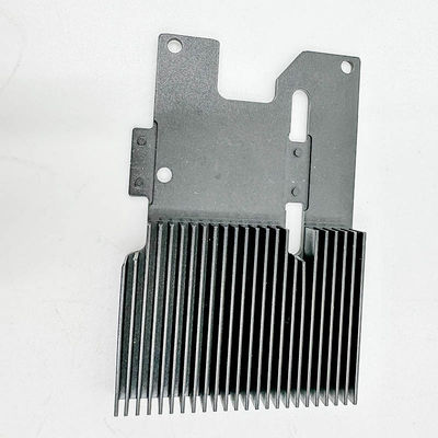 Radiateur en aluminium fait sur commande de usinage de radiateur de pièces de la commande numérique par ordinateur ISO9001