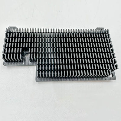 Radiateur anodisé par noir de système de refroidissement, radiateur en aluminium fait sur commande d'unité centrale de traitement