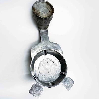 Logement de clôture de moulage mécanique sous pression d'aluminium d'OEM de corps de couverture du projecteur ADC12