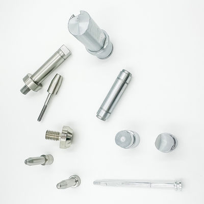 Pièces adaptées aux besoins du client d'acier inoxydable de commande numérique par ordinateur pour clou médical/dentaire d'Anchorage