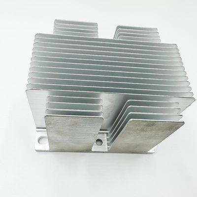 Radiateurs en aluminium de usinage faits sur commande de pièces de commande numérique par ordinateur pour le transit de rail