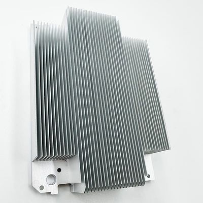 Radiateurs en aluminium de usinage faits sur commande de pièces de commande numérique par ordinateur pour le transit de rail