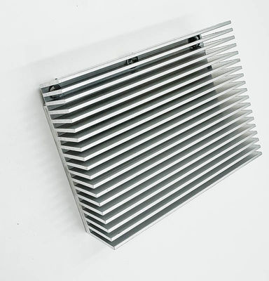 Radiateur en aluminium de usinage de pièces en métal de commande numérique par ordinateur pour l'inverseur photovoltaïque