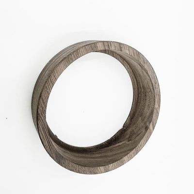 Prototype rapide en bois usinant la base de calendrier de Tableau de noix noire