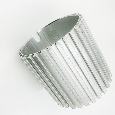 Extrusion en aluminium de radiateur fait sur commande, radiateur en aluminium expulsé