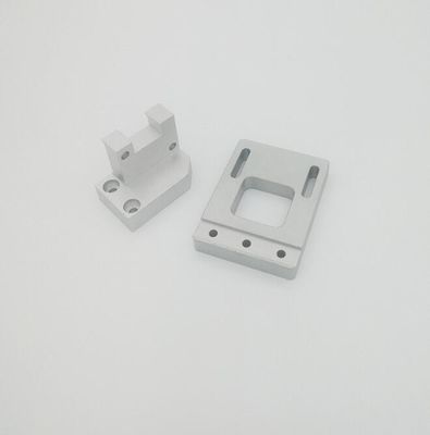 Pièces en aluminium faites sur commande de commande numérique par ordinateur traitant la commande numérique par ordinateur pour tourner les pièces de usinage