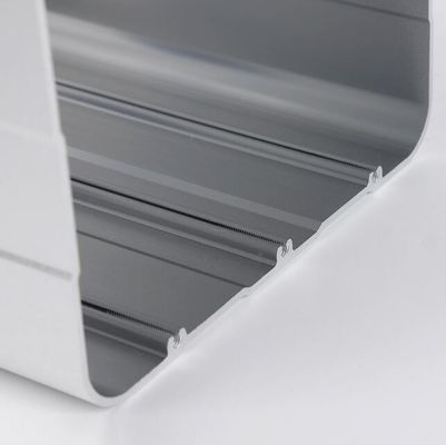 L'extrusion en aluminium faite sur commande industrielle profile la batterie au lithium de véhicule électrique Shell