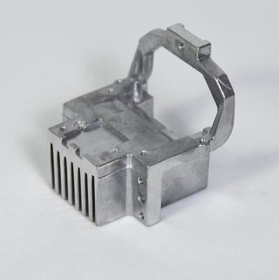 L'alliage d'aluminium la lentille en aluminium Shell Die Casting Machining d'usine de moulage mécanique sous pression